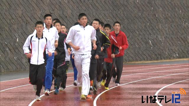 春の高校伊那駅伝　18日号砲