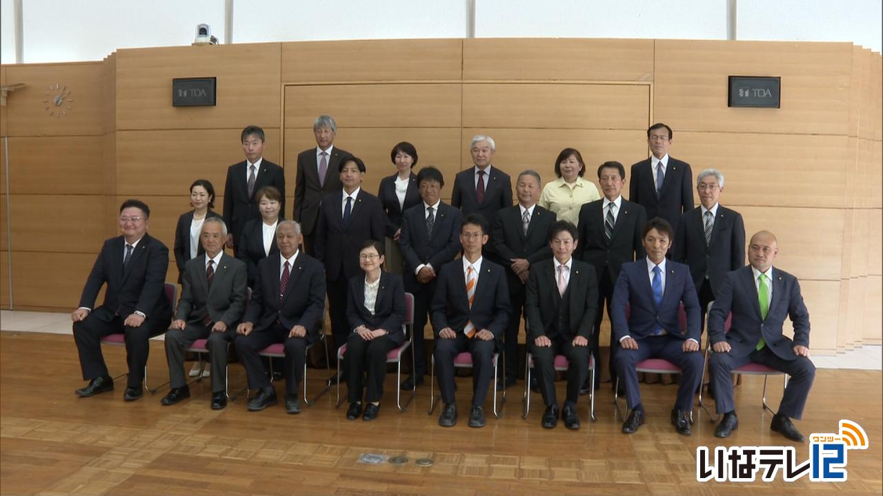 新伊那市長に吉田さん　一夜明けて