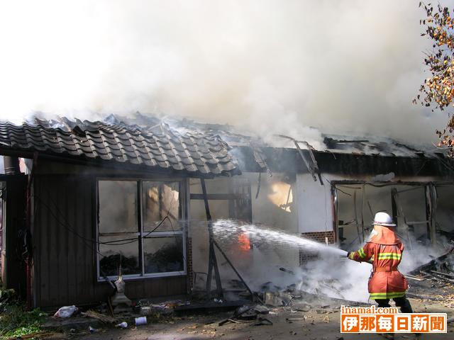 駒ケ根市上赤須で住宅火災