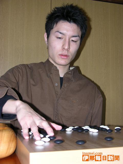 【囲碁のプロ棋士に内定　大澤健朗さん】