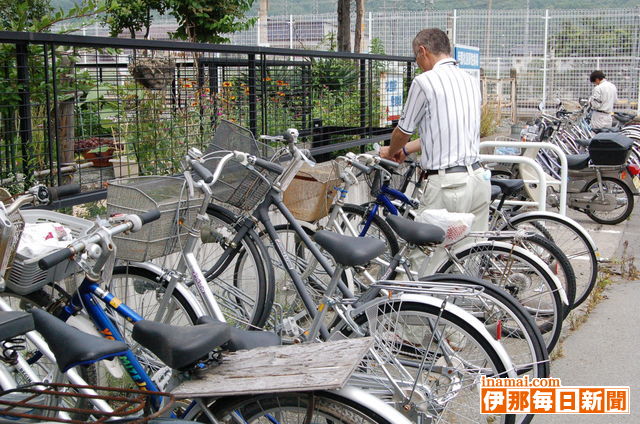 駅駐輪場の放置自転車整理