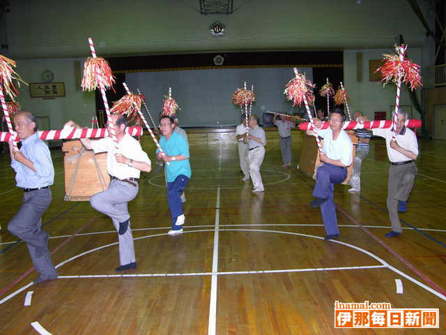 20周年の長持ち保存会、祇園祭に向け練習に熱