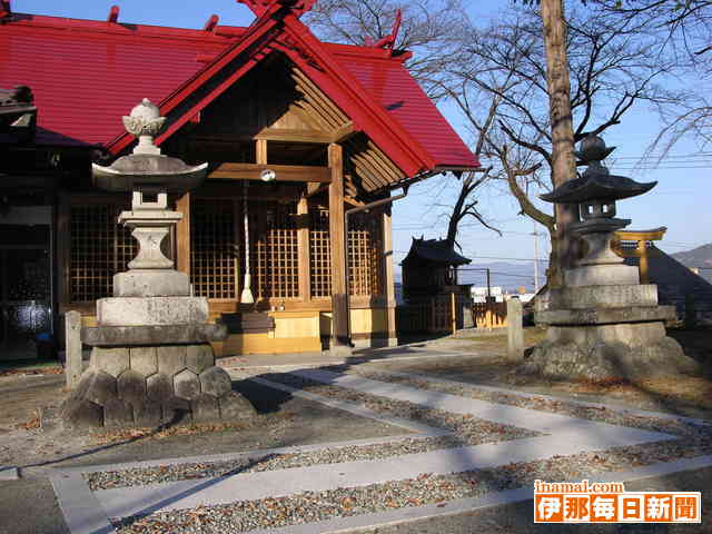 初詣では新装なった津島神社へ