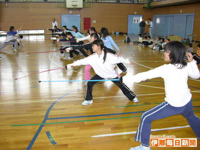 子どもスポーツ体験教室開講