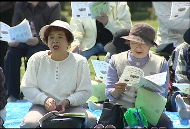 青空の下で童謡・唱歌を楽しむイベント　箕輪町で