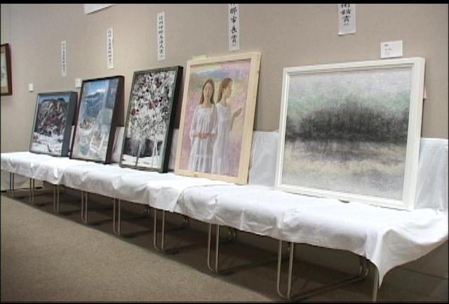 第4回信州伊那高遠の四季展<br>最高賞は森本千穂さんの日本画「凛」