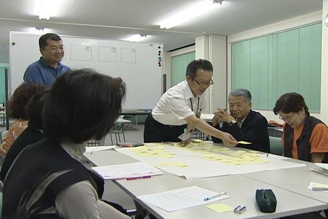 箕輪町のふれ愛センターで利用者懇談会