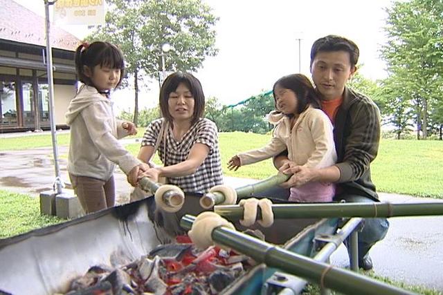 みはらし「麦秋まつり」でアウトドアパン焼き体験