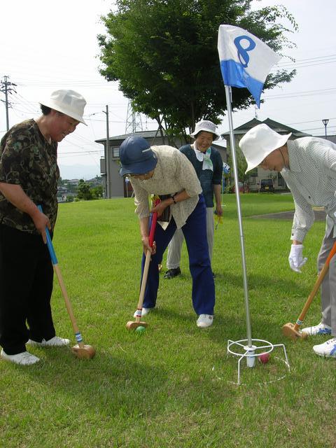 宮田大学でグラウンドゴルフに挑戦
