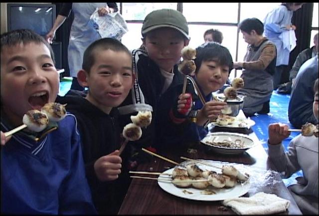 南福地で五平餅・そば打ちの会