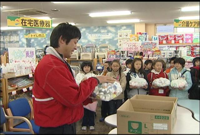 伊那小4年忠組がエコキャップ集め