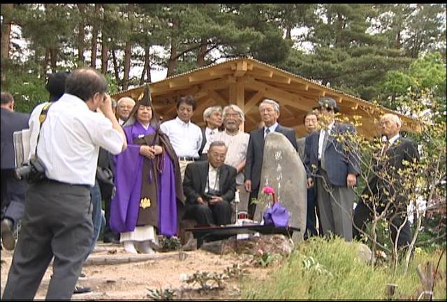 美篶笠原の吉祥寺に井月句碑