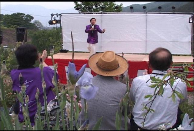 ポレポレの丘で花と音楽の夕べ