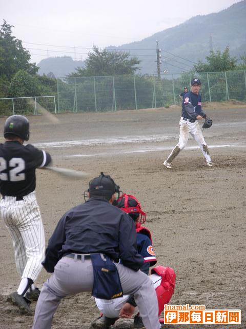宮田村役場と田原市役所が野球で対戦