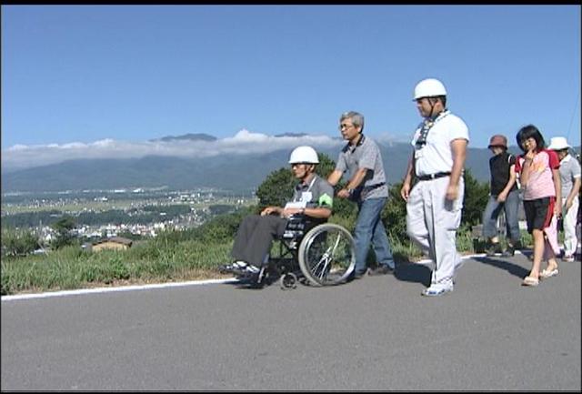 箕輪町福与で福祉避難訓練