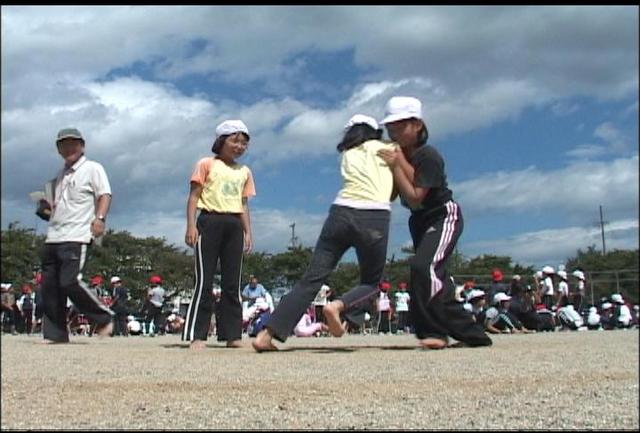 伊那東小学校の伝統　すもう大会