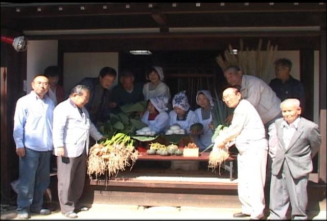 十五夜　旧井澤家住宅にオカラコお供え