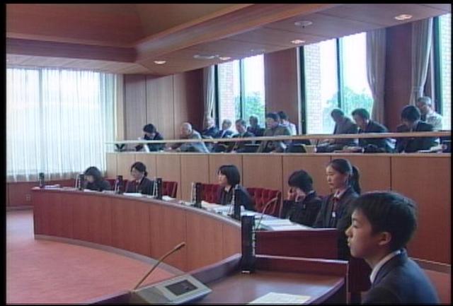 南箕輪村で10年ぶり中学生模擬議会