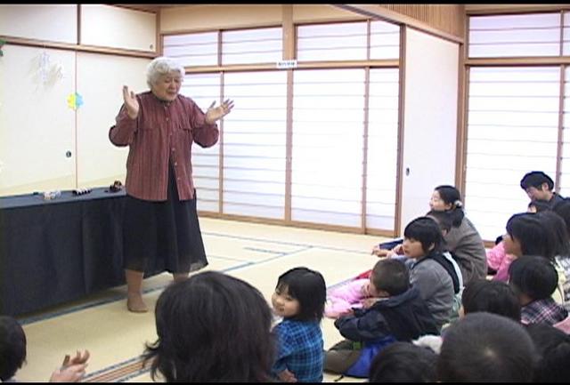 「おはなしおばさん」藤田浩子さんのお話会