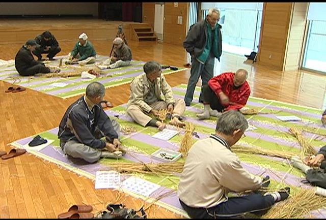 富県よろず講座「わら草履作り」