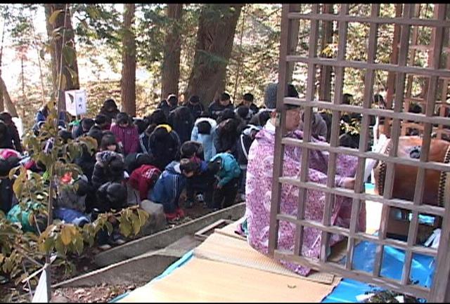 箕輪町木下で天神様祭　学業成就を祈願