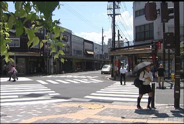 最高気温35.3度　今年初めて35度を越える猛暑日