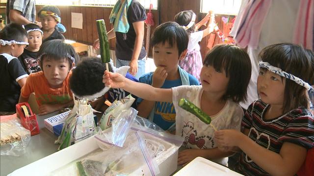 伊那小学校伝統のPTAバザー