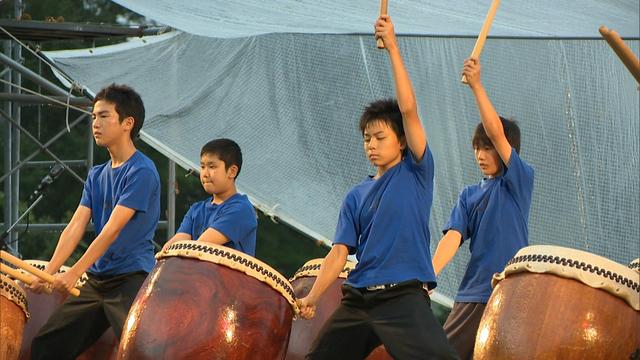 21団体が熱響　伊那で太鼓まつり