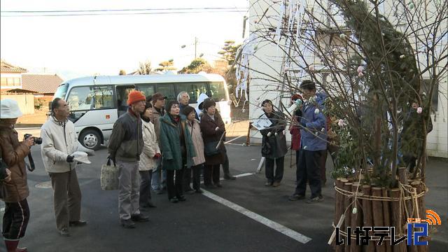 箕輪町内の小正月飾りを訪ねる