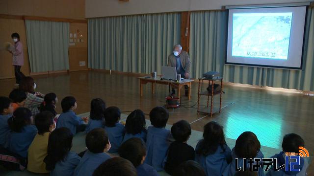 上の原保育園で平和の大切さ学ぶ平和学習会