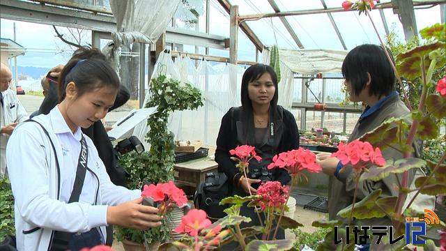 元留学生が上農高校を訪れる