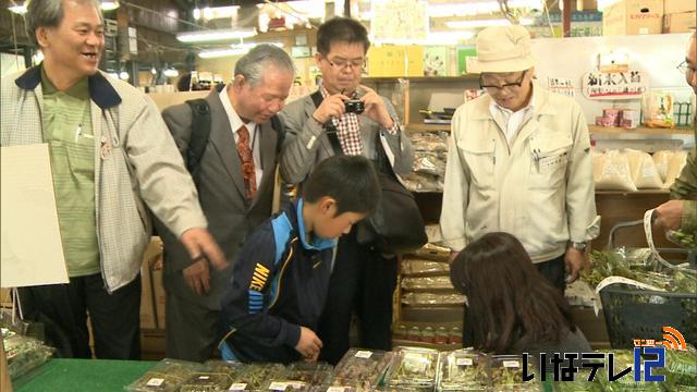 韓国の研究者・農協が伊那市の直売所など視察