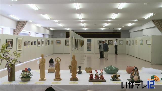 伊那市西町　美術作品展