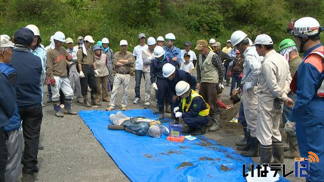 伊那市で土砂災害想定し実践的訓練