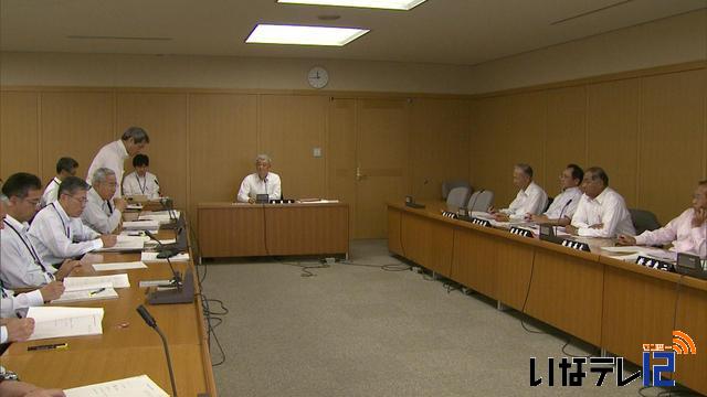 酒井副市長「監査委員調査に協力」考え示す