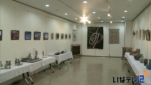 昭和32年伊那中学校卒業生による作品展