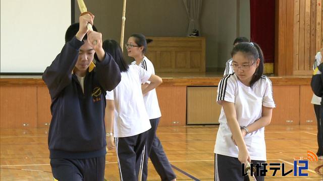 西箕輪中　中国の生徒と交流