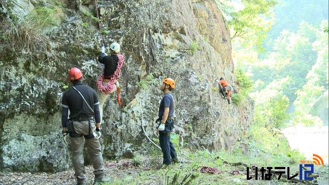 夏山シーズンピーク　伊那市長谷で救助訓練