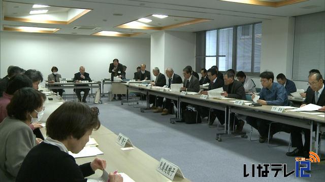 上伊那広域連合　今後のごみ排出量予測示す