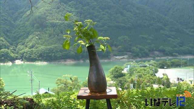 土屋豊さん石関芋平さん二人展