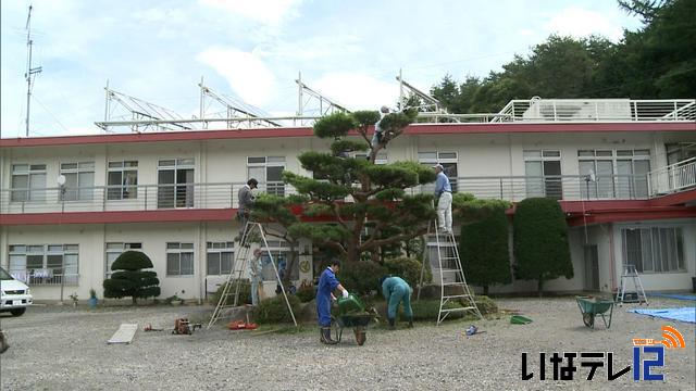 富県社協　たかずやの里最後の整備作業