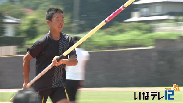 春富中生が棒高跳びで全中陸上出場へ