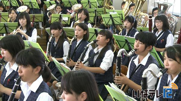 東部中学校吹奏楽部定期演奏会練習