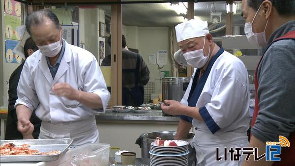 一の会がたかずやの里で子ども達に夕食ふるまう