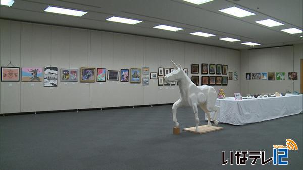 上伊那高校美術展　１５日まで