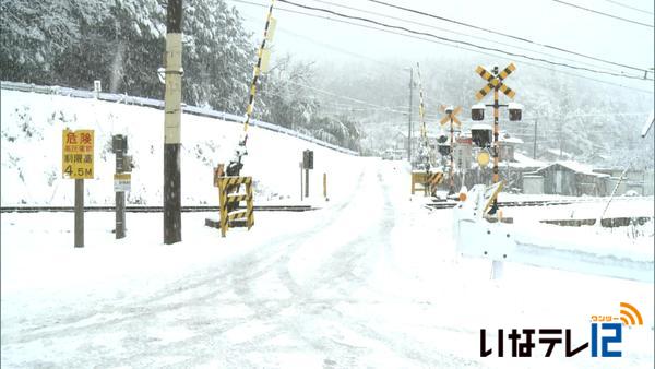 降雪１６センチ　飯田線に遅れ