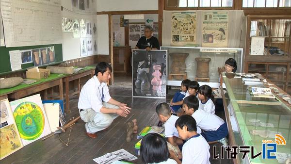 国宝の土偶で縄文時代学ぶ