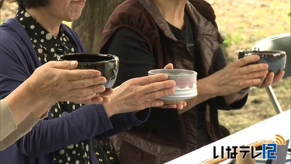 旧井澤家住宅で野点の茶会