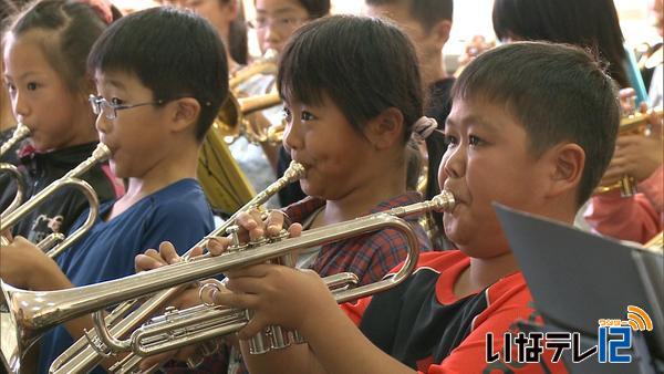 美篶小学校金管バンドクラブ　伊澤修二記念音楽祭に向けて練習