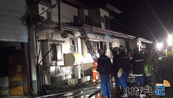 箕輪町松島で住宅火災　けが人なし